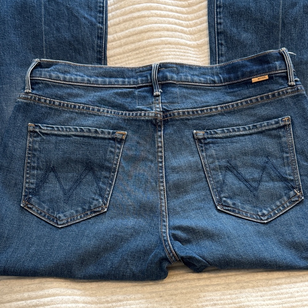 MOTHER Indigo Weekender Jeans
